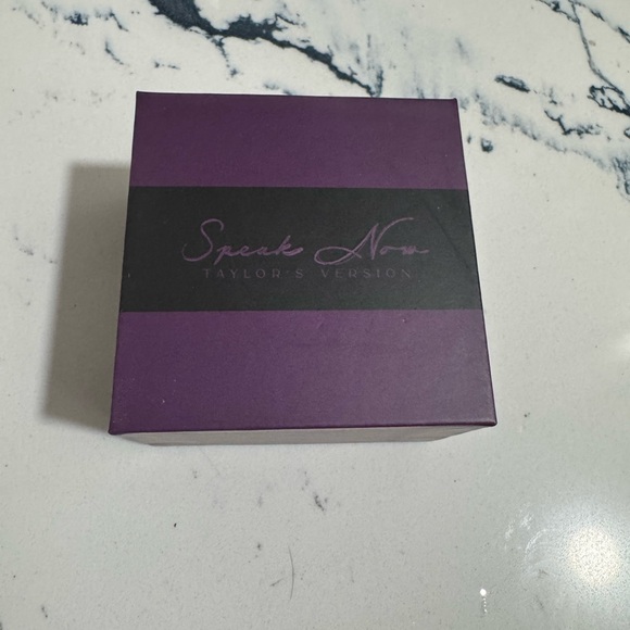Taylor Swift Necklace Speak Now bell.  NEW - Picture 3 of 3